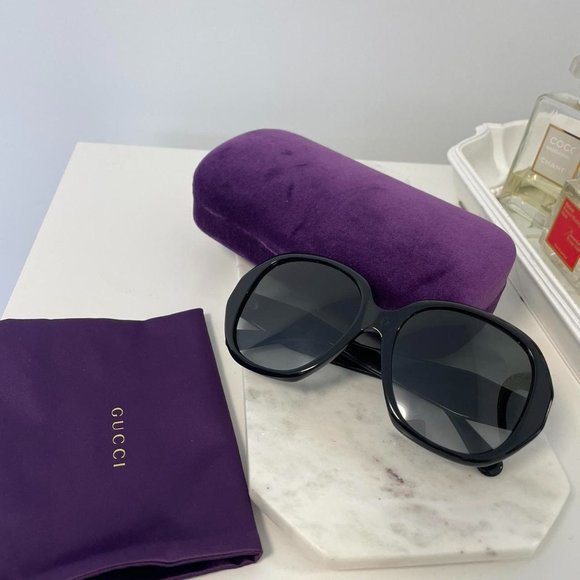Gucci Sunglasses - Picture 1 of 5